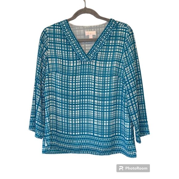 BELLE BY KIM GRAVEL BLUE AND WHITE ABSTRACT V-NECK BLOUSE XSMALL - Picture 1 of 3